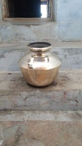 5 Brass pot