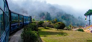 DARJEELING- QUEEN OF HILLS