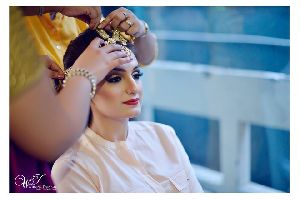 Bridal Make up Artist