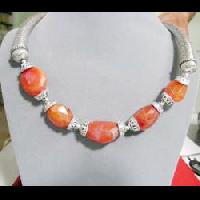 SNB-00114 Beaded Necklace