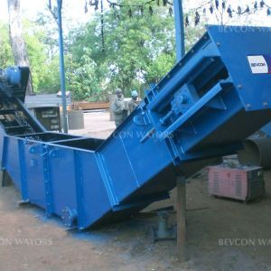 Bevcon submerged chain conveyors