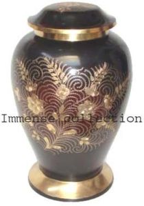 Brass Urn  (IC-BR-9529)