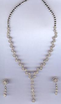 Diamond Necklace Set (006)