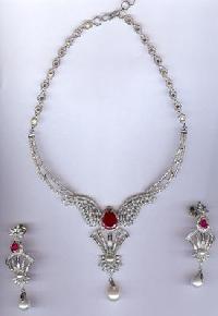 Diamond Necklace Set (008)