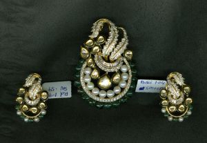 Excellent Jadau pendant set