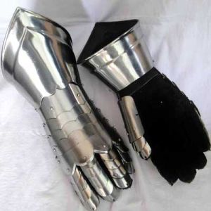 Steel Gauntlets