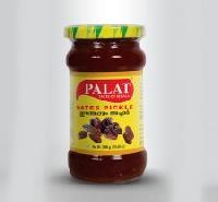 Dates Pickle