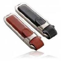 Leather USB Drive 02