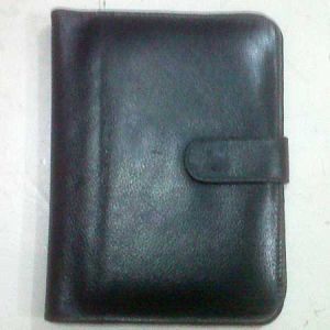 Leather Passport Folder (05)