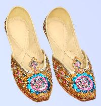 Wedding Juttis -cat No. : Pr-613