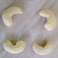 Cashew Nut Kernels (01)