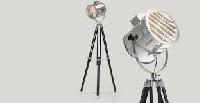 tripod floor lamp