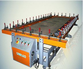 screen stretching machine