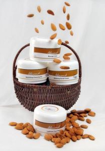 Almond Facial Kit