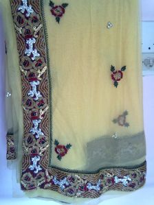 Embroidered Saree Cise109111