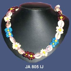 Ja 805 Ij Shell Necklace