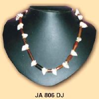 Ja 806 Dj Shell Necklace