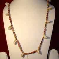 Ja 812 Shell Necklace