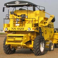 NSA-004 Combine Harvester