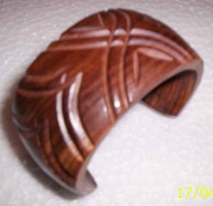 Wooden Handcuff-09