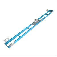 double beam screed board vibrator