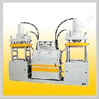 Double Station Compression Molding Machine