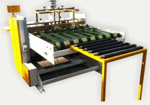 Semi Auto High Speed Flap Gluing Machine