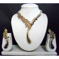 Latest Necklace Set 5606