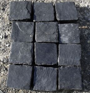 black cobbles