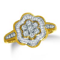 Floral Embrace - 18k Diamond Ring