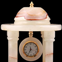 Onyx Pillar Watch