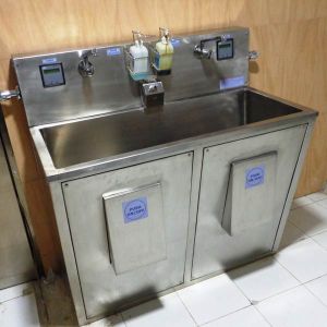 Surgical Scrub Sink