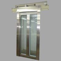 Automatic elevator doors