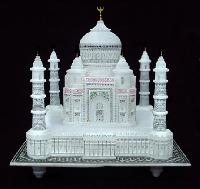 Taj Model Replica Lamp