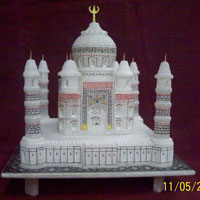 Taj Mahal Model In Alabaster and Marble