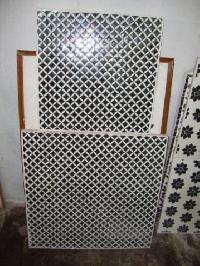 Thikri Glass Tile