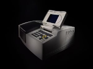 double beam scanning spectrophotometer