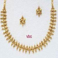 Uncut Diamond Necklace Set