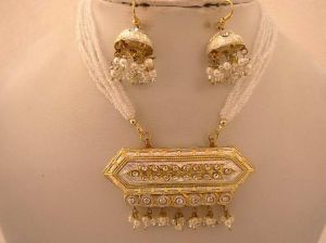 Lac Jewelry