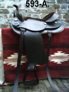 WESTERN SADDLE PLAIN BROWN.