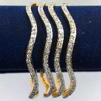 Zircon Bangle No.806