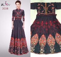 X LADY PRINTED GOWN