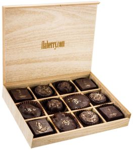 Dark Ivory Box -12 Assorted Chocolates