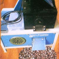 Mini Tukadi Supari Cutting Machine