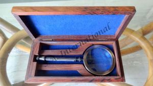 Magnifier with wooden case