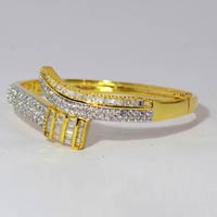 Dazzler Golden Bracelet