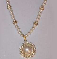 Pearl Short Necklace