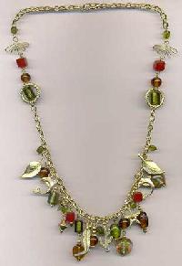 beaded fashion necklace