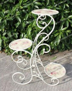 Decorative Flower Pot Stand with Beautiful Curves