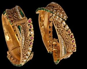 Nakshtra Gold Bangles